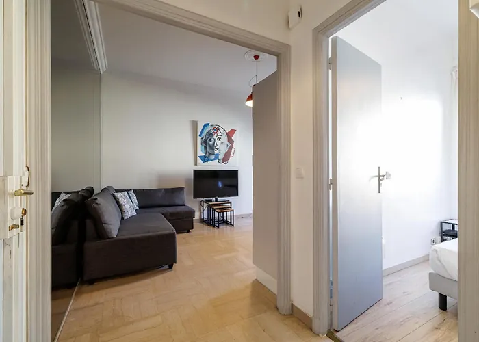 Lejlighed Ultra 2 Bdr - Ac & Balcony *