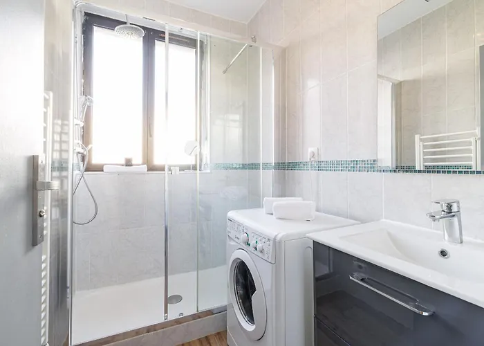 Apartman Ultra 2 Bdr - Ac & Balcony Nizza