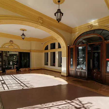 Ultra 2 Bdr - Ac & Balcony